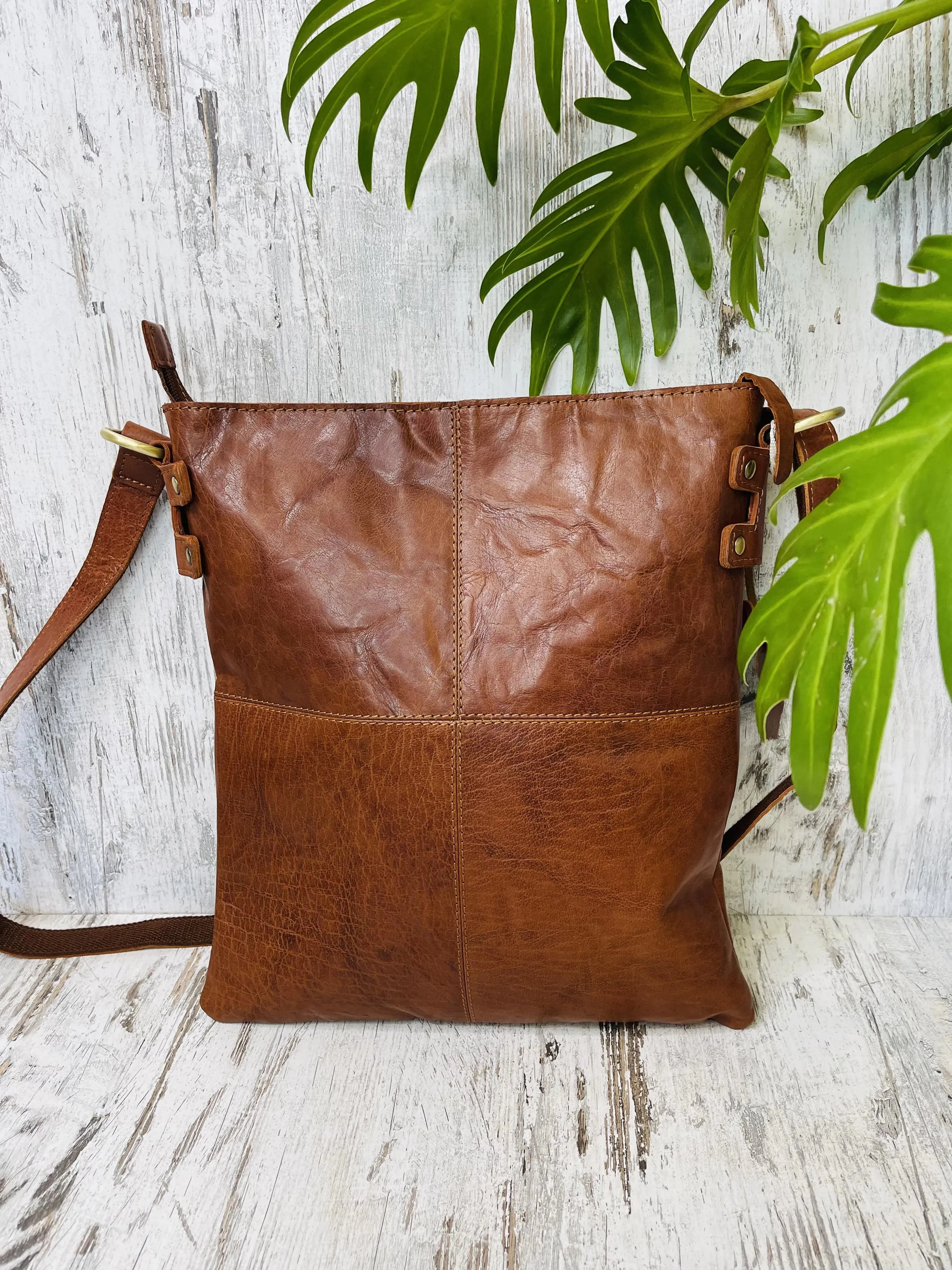 Kate Leather Crossbody Bag - Brandy