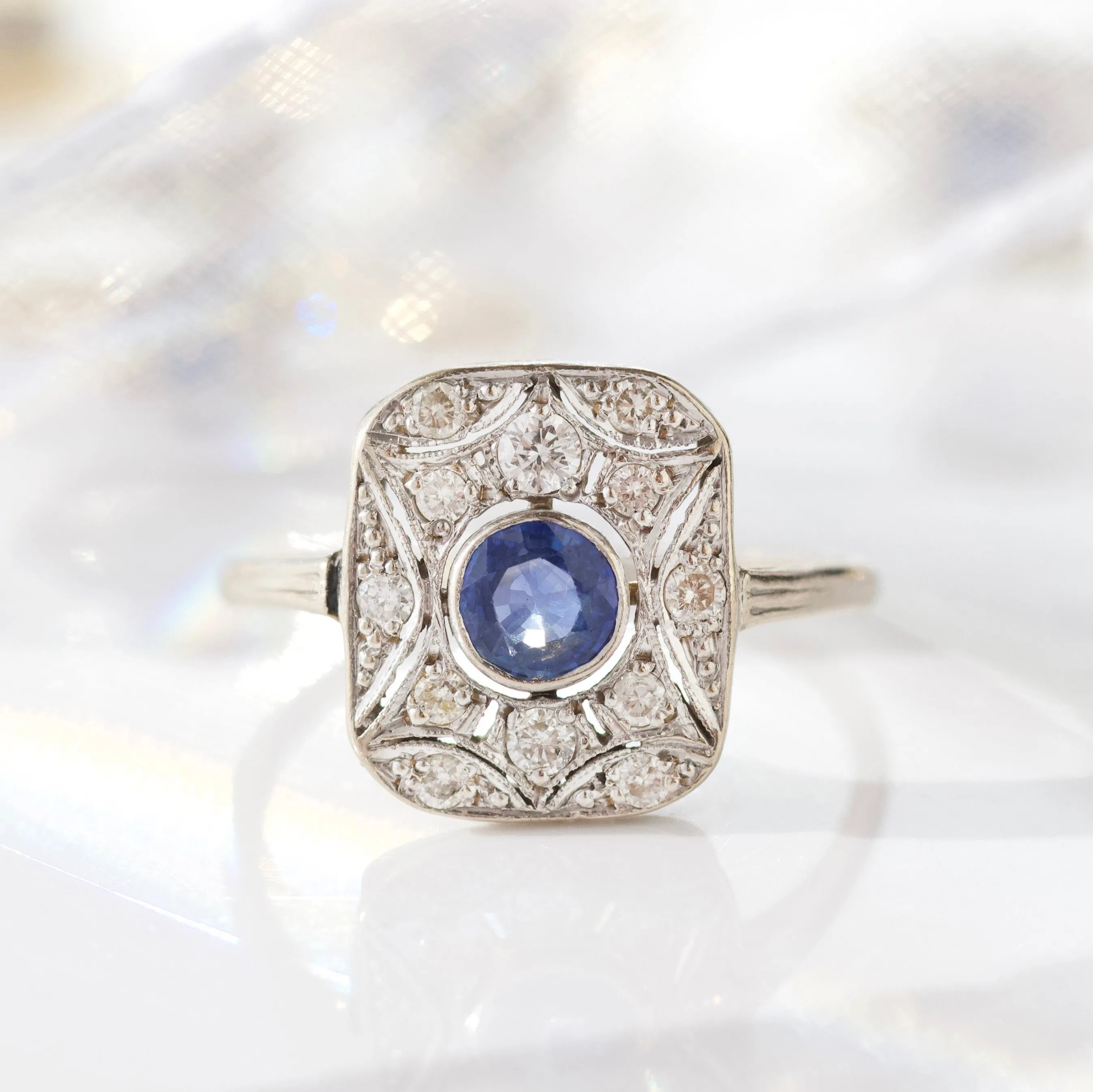 Vintage 18 Solid White Gold Sapphire and Diamond Ring - UK Size R