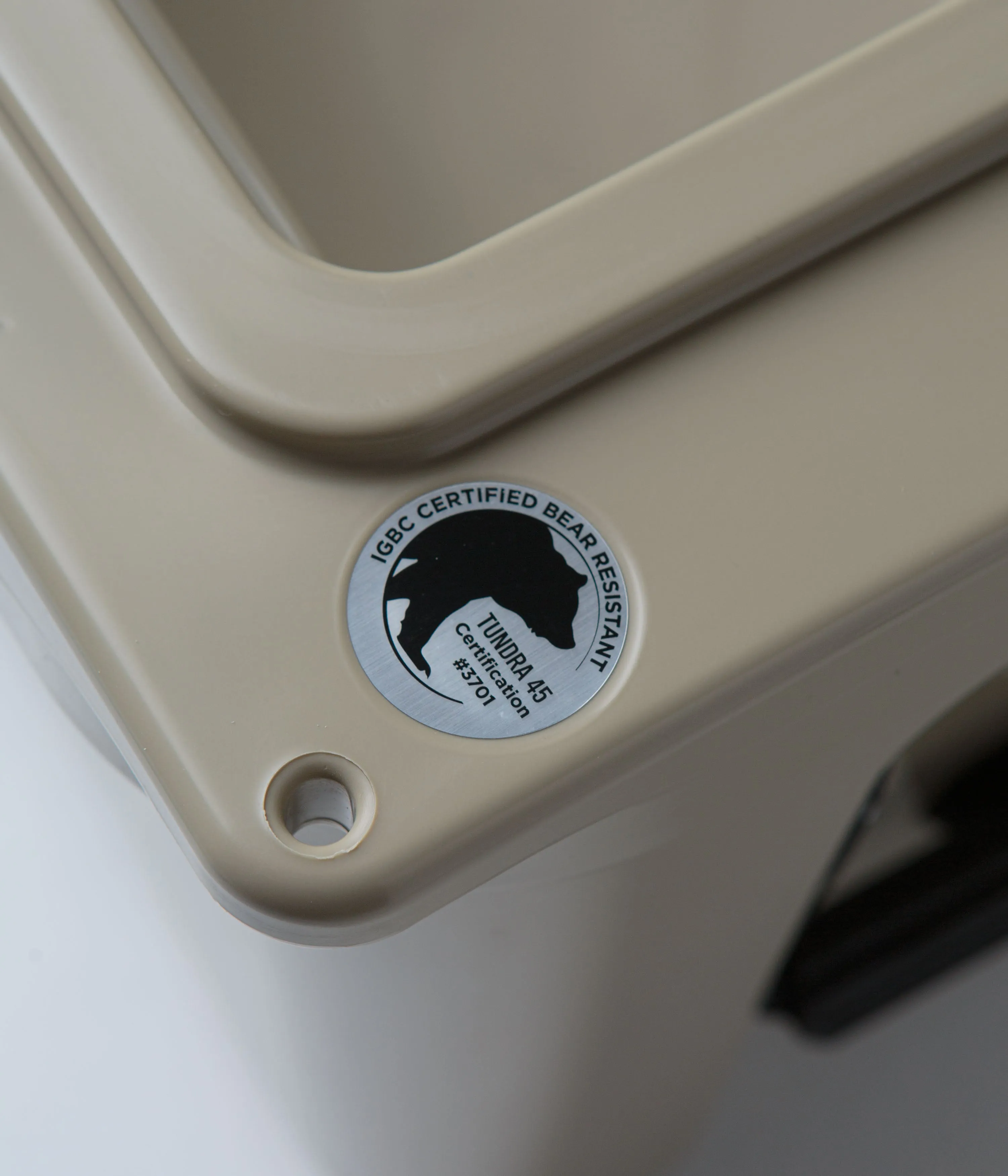 Yeti Tundra 45 Hard Cooler - Tan